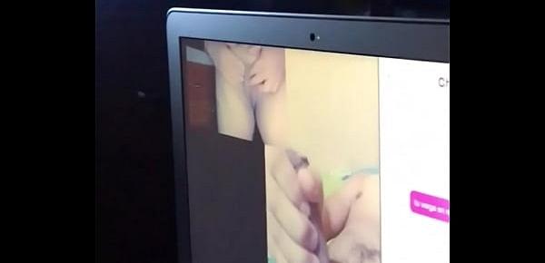 Mi esposa se muestra por Webcam